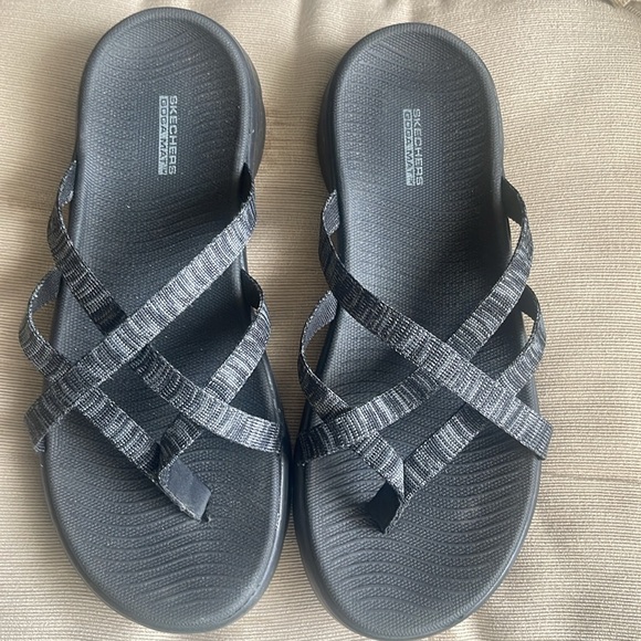 Skechers Go Walk Flex Sandals - Picture 6 of 9